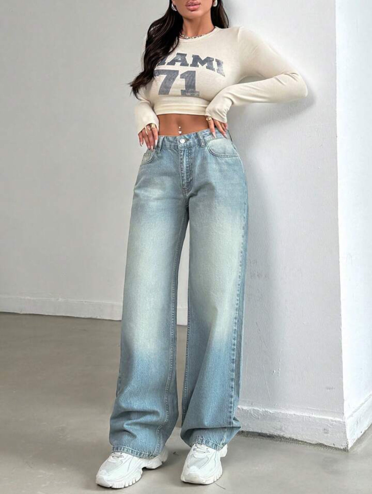 Lily's Chic Sweep Jeans